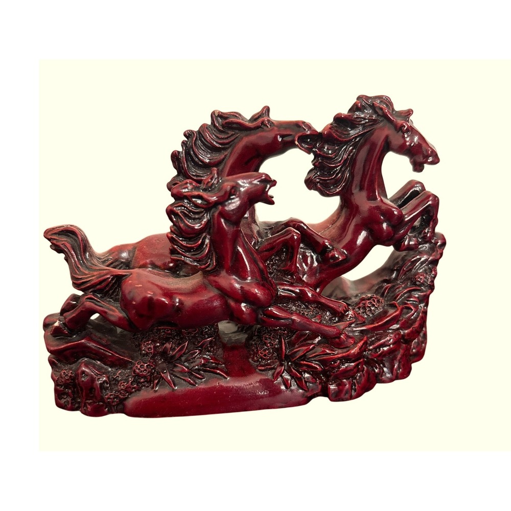 VTG Chinese Feng Shui Majestic Red Galloping Horses Cinnabar-colored‎ Resin